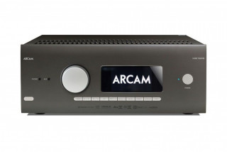 Arcam AVR10 hos Ljudkallarn.com