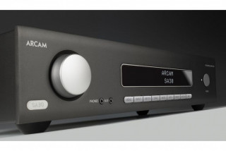 Arcam SA30 hos Ljudkallarn.com