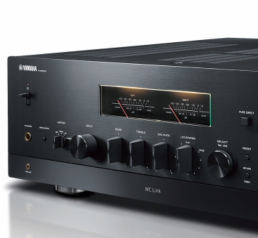 Yamaha R-N2000A hos Ljudkallarn.com