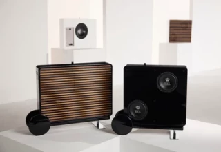 REL Acoustics PL-1 hos Ljudkallarn.com